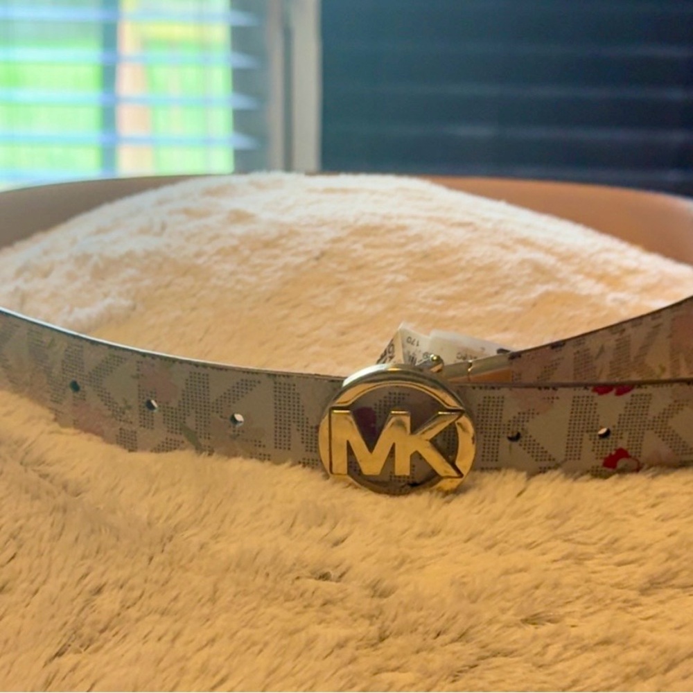 KORS Michael Kors Gray and Pink Textured Belt